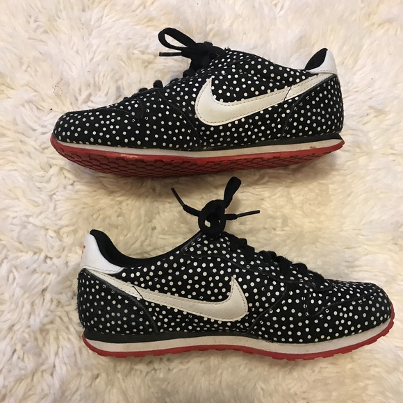 nike polka dot sneakers